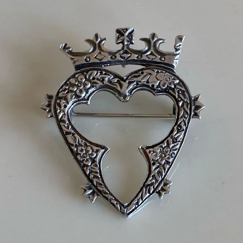 Vintage James Coull sterling pin